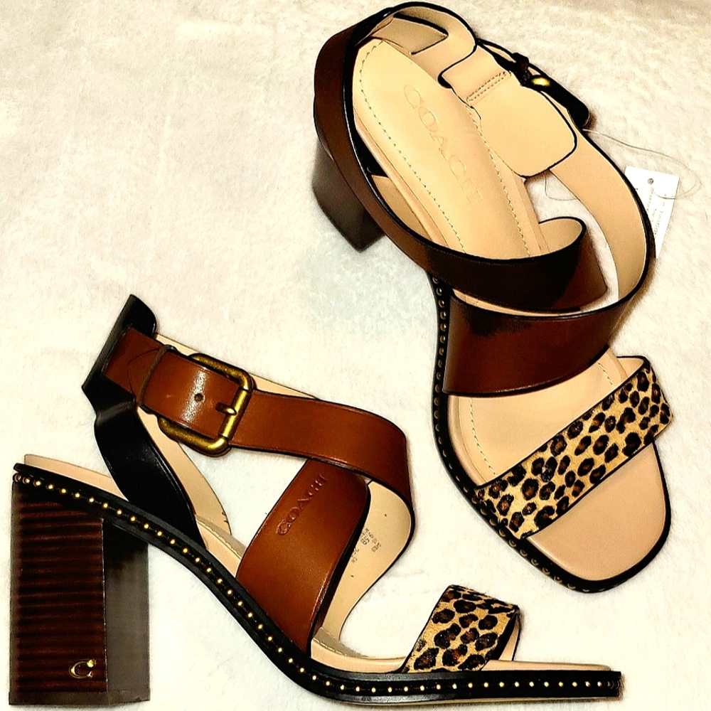 Coach ~ Mandy Sandal